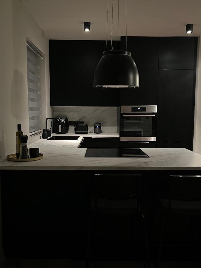 Apartment In เค็ปลาวิก ภายนอก รูปภาพ